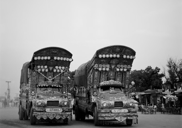 Karachi in Fragments